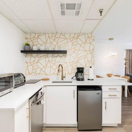 Modern Studio On I-Drive: Parking + Pool Included オーランド エクステリア 写真