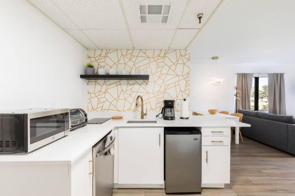 Modern Studio On I-Drive: Parking + Pool Included オーランド エクステリア 写真